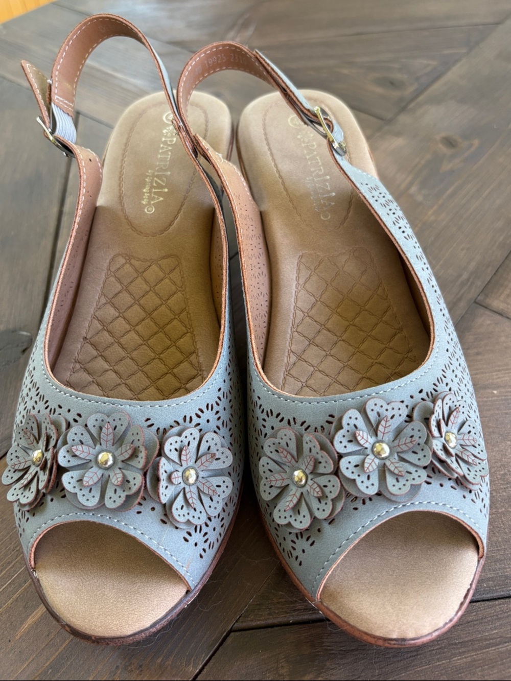 Spring Step Light Blue Floral Peep-Toe Slingback Sandals. Cute summer sandals.